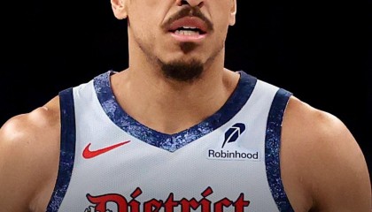 bob半岛体育官方入口-Shams：尼克斯一年合同签下后卫布罗格登